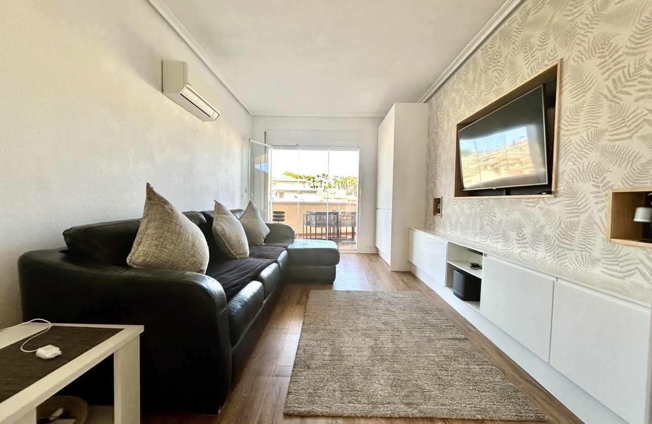 Revente - Appartement -
Villamartin - Costa Blanca