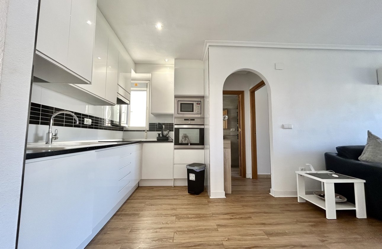 Revente - Appartement -
Villamartin - Costa Blanca