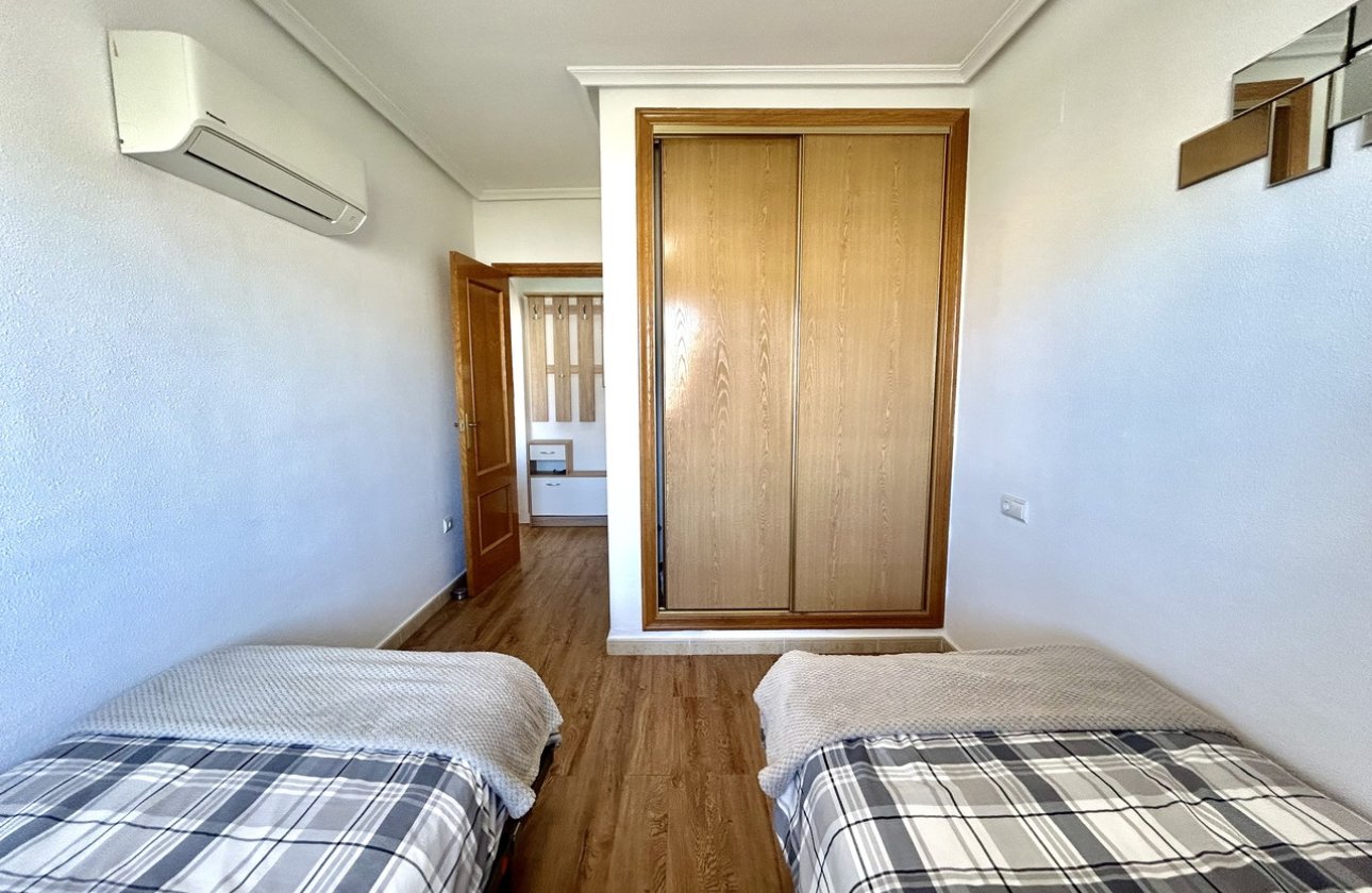 Revente - Appartement -
Villamartin - Costa Blanca