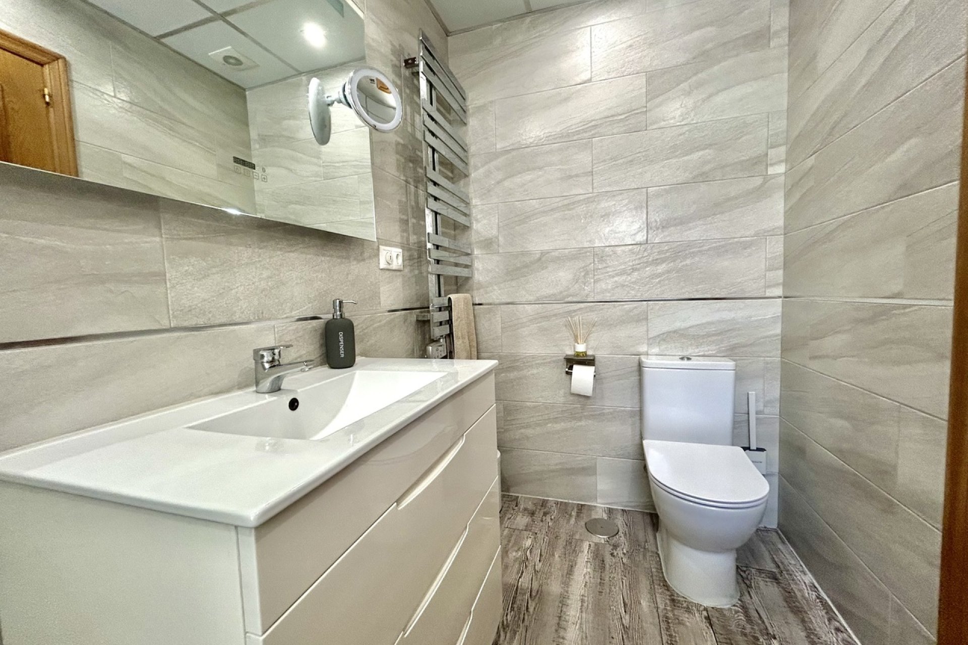 Revente - Appartement -
Villamartin - Costa Blanca