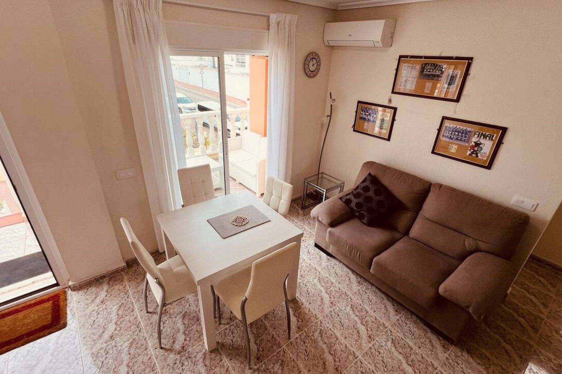 Revente - Appartement -
Villamartin - Costa Blanca