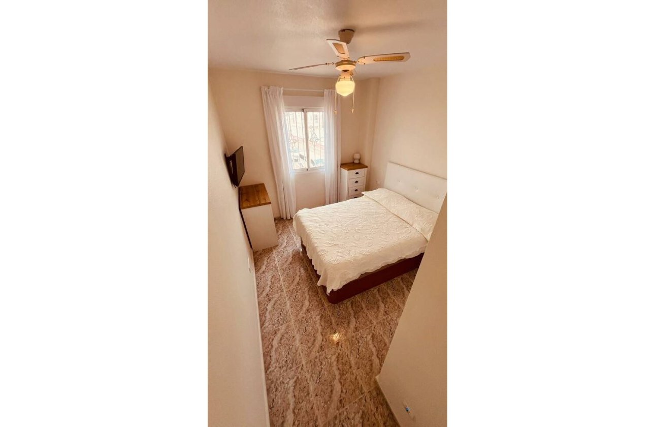 Revente - Appartement -
Villamartin - Costa Blanca