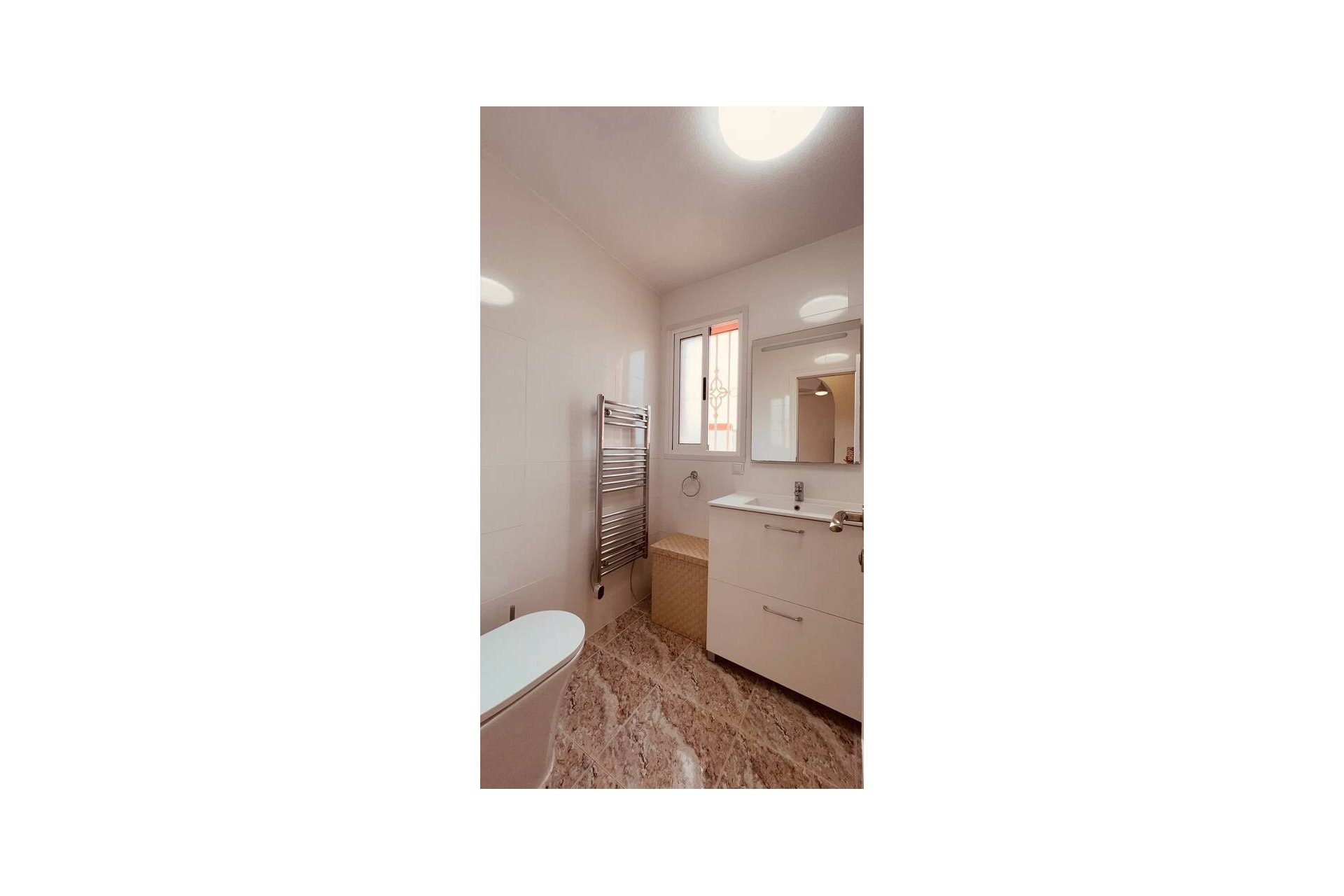 Revente - Appartement -
Villamartin - Costa Blanca