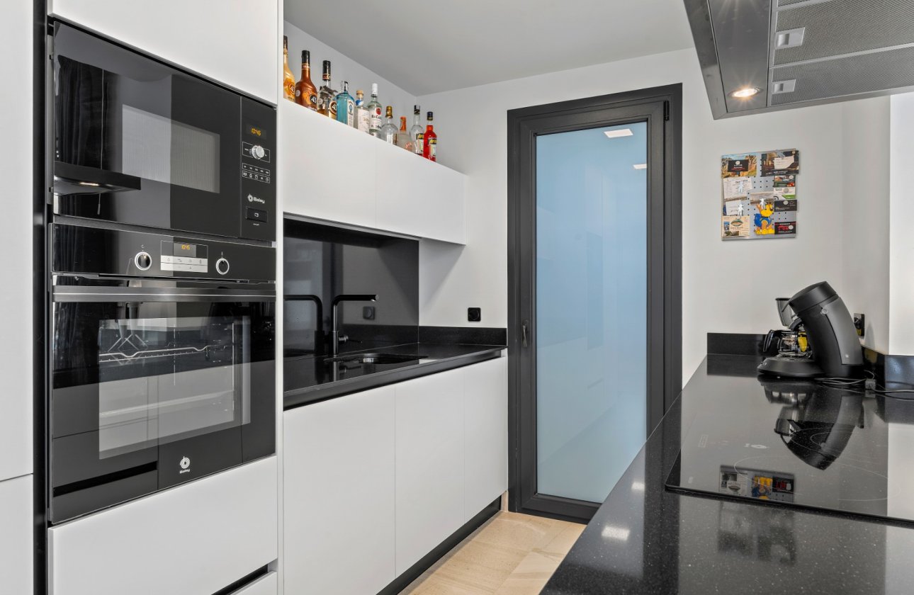 Revente - Appartement -
Villamartin - Costa Blanca