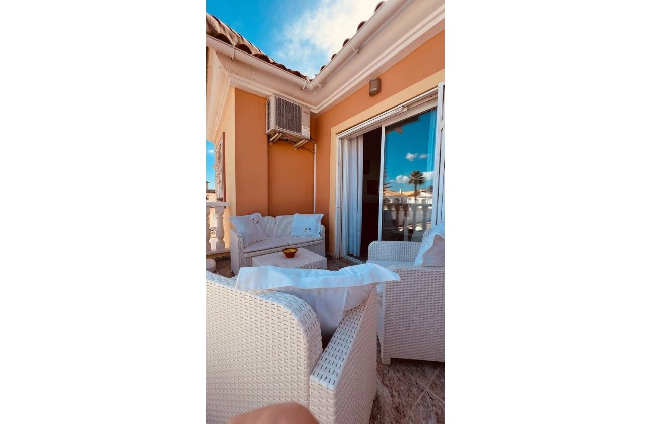 Revente - Appartement -
Villamartin - Costa Blanca