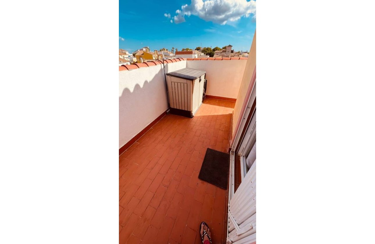 Revente - Appartement -
Villamartin - Costa Blanca