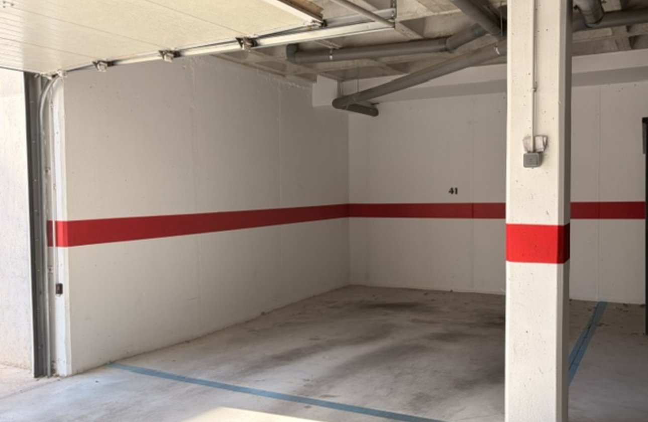 Revente - Appartement -
Villamartin - Costa Blanca