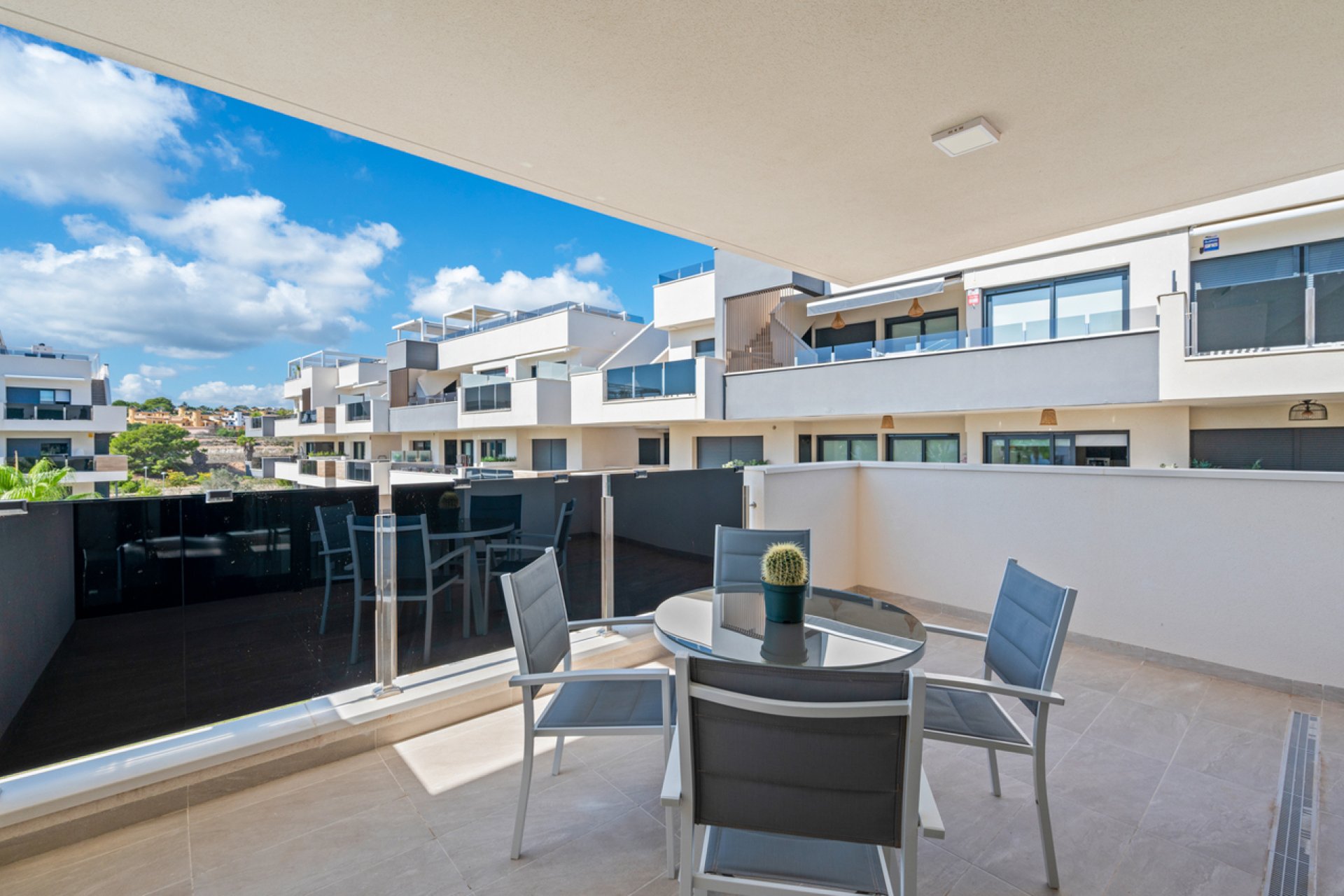 Revente - Appartement -
Villamartin - Costa Blanca