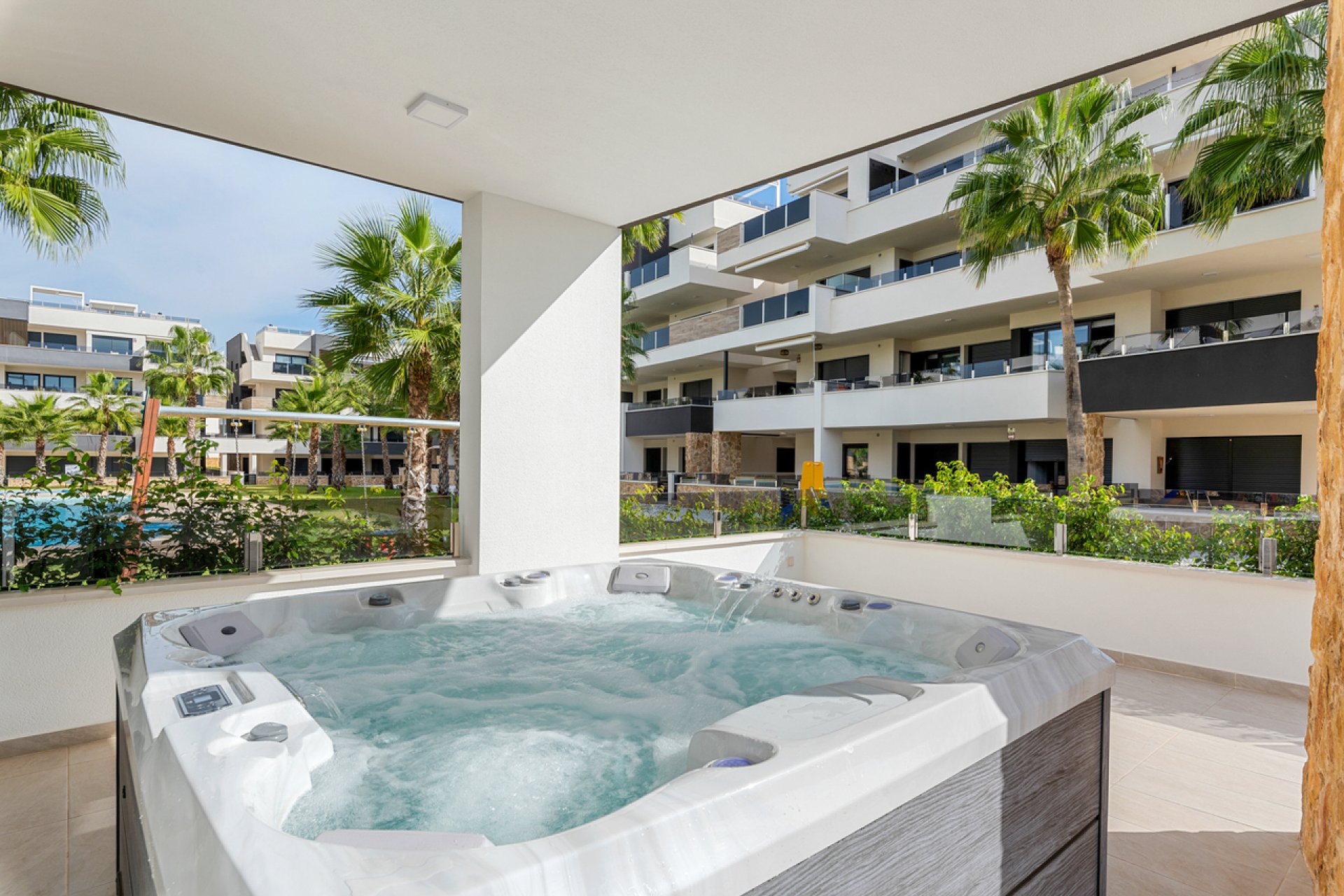 Revente - Appartement -
Villamartin - Costa Blanca