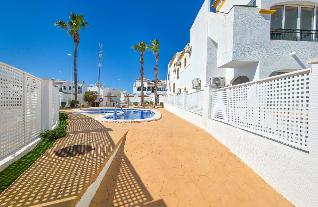 Revente - Appartement -
Vistabella Golf Entre Naranjos - Inland