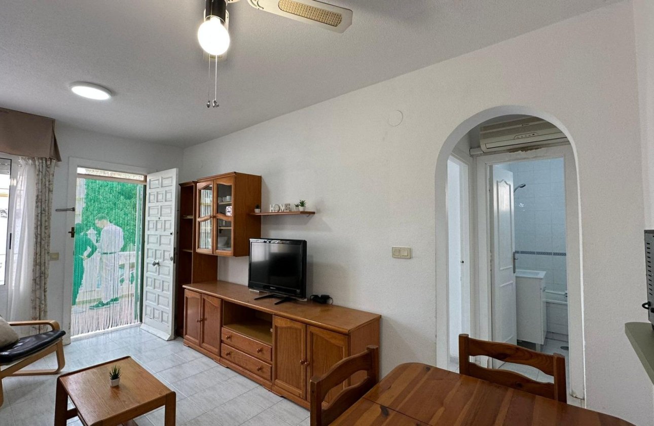 Revente - Bungalow -
Orihuela Costa - Los Almendros-la Florida