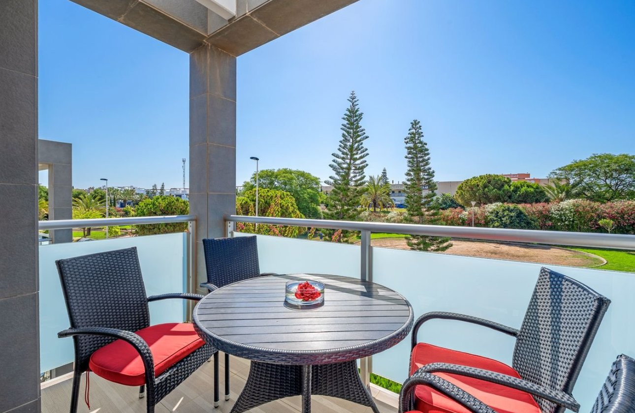 Revente - Bungalow -
Punta Prima - Costa Blanca