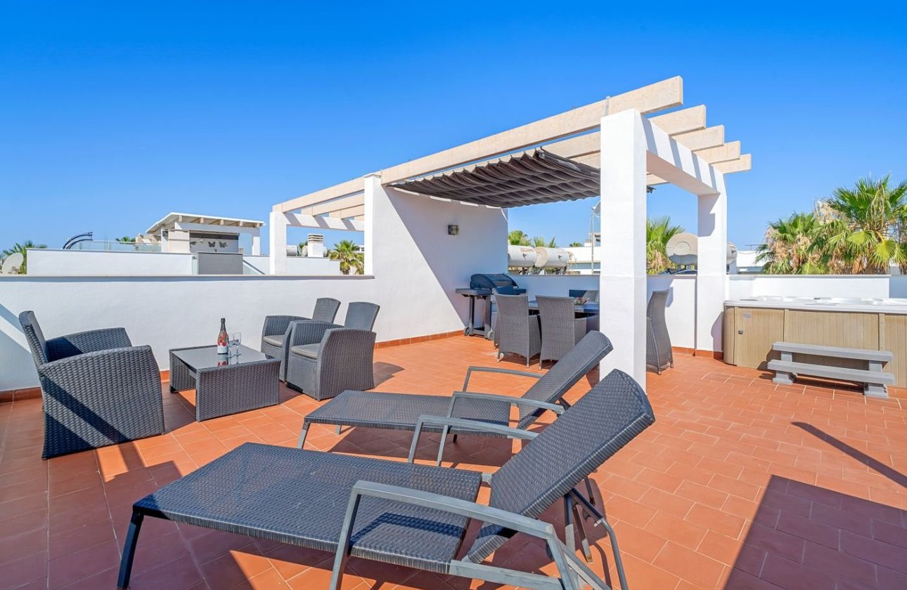 Revente - Bungalow -
Punta Prima - Costa Blanca