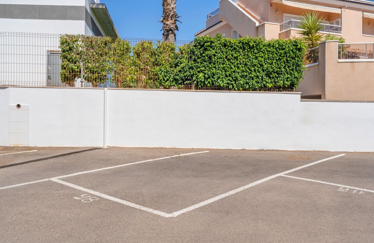 Revente - Bungalow -
Punta Prima - Costa Blanca