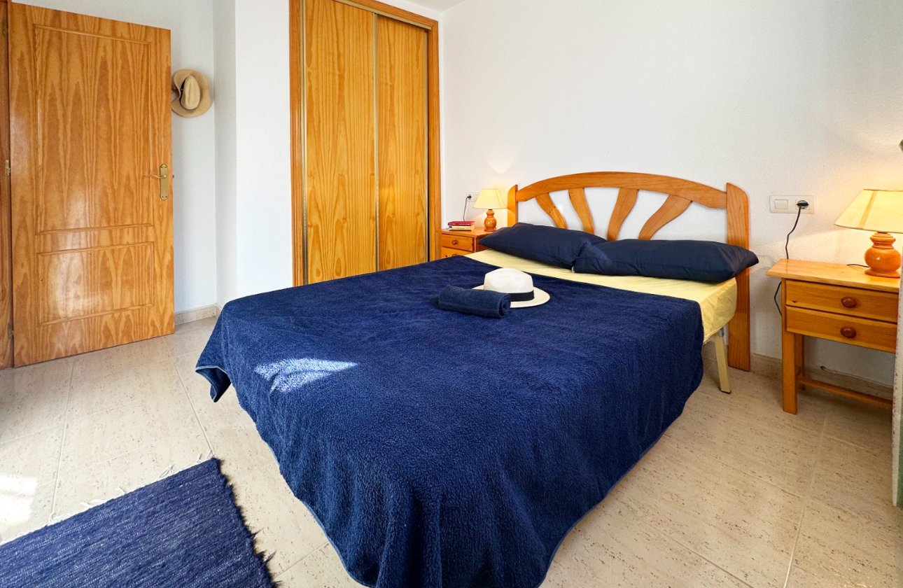 Revente - Bungalow -
San Miguel de Salinas - Inland