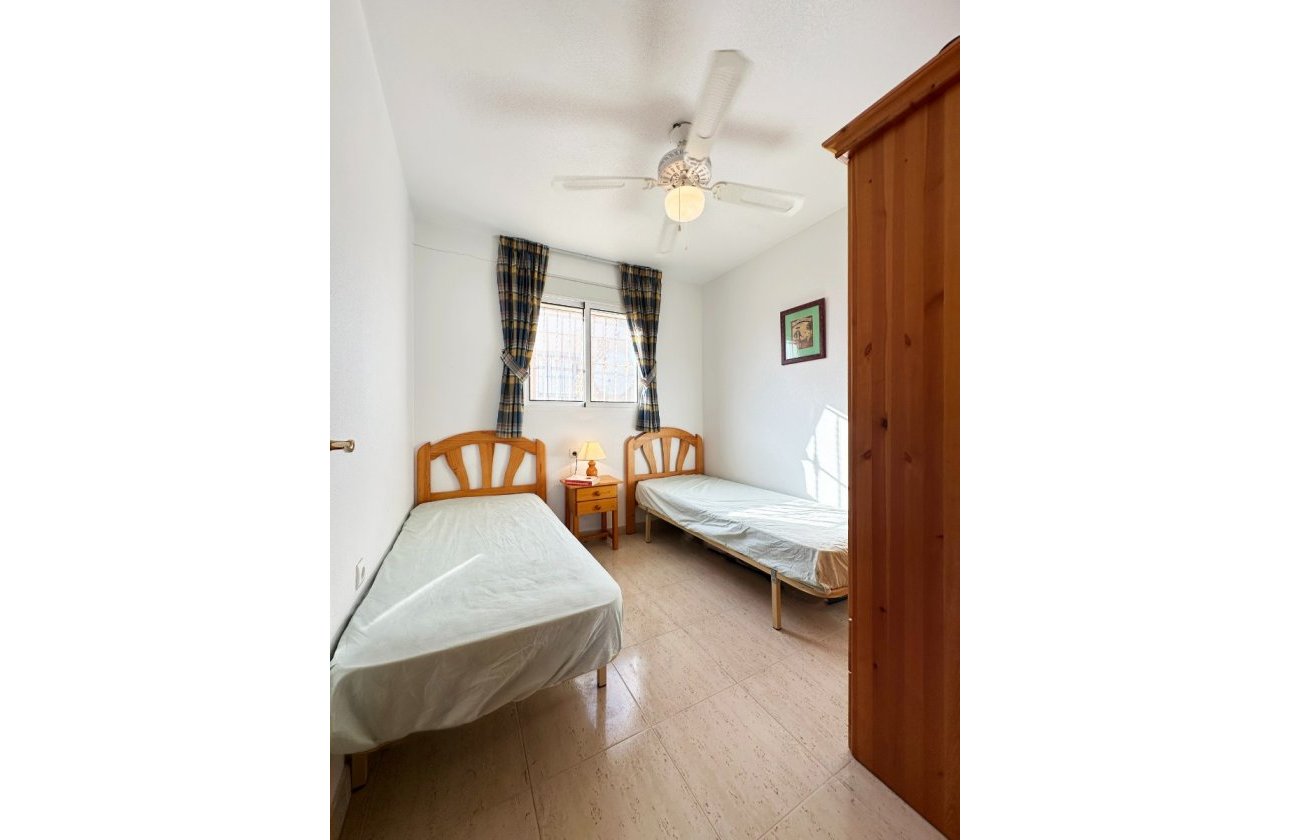 Revente - Bungalow -
San Miguel de Salinas - Inland