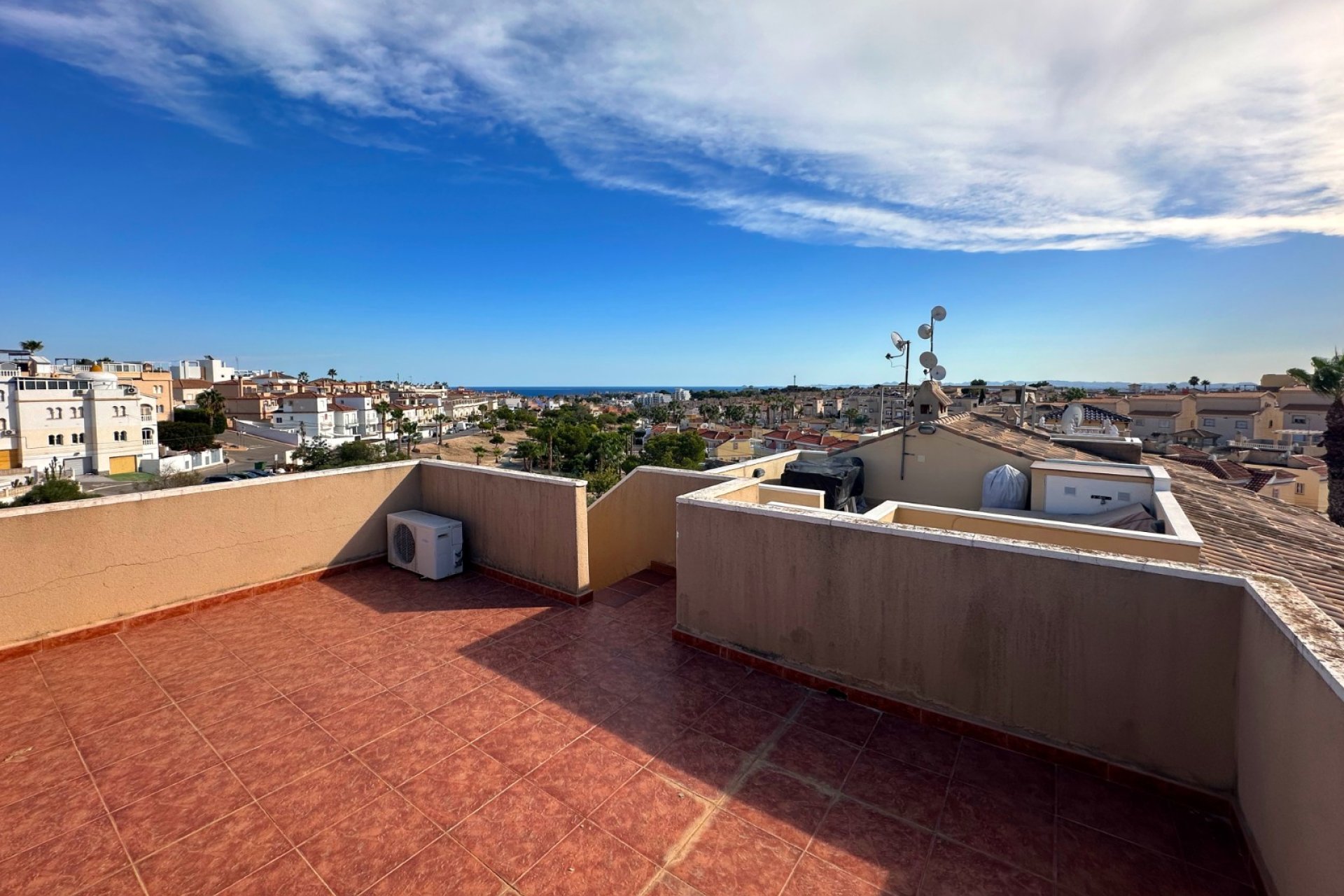 Revente - Bungalow -
San Miguel de Salinas - Inland
