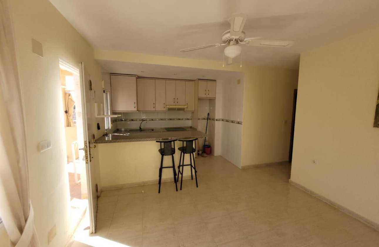 Revente - Bungalow -
San Miguel de Salinas - Inland