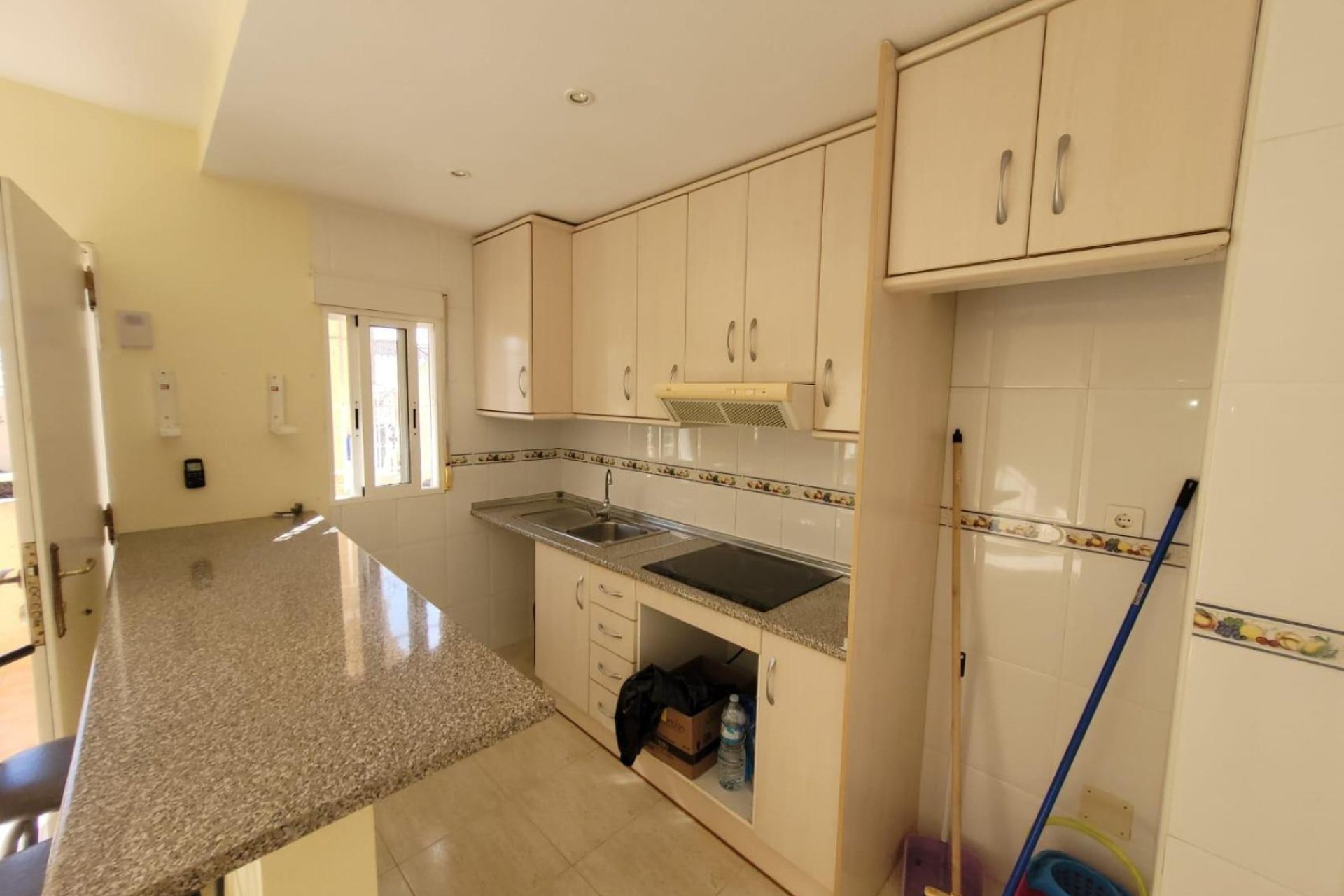 Revente - Bungalow -
San Miguel de Salinas - Inland