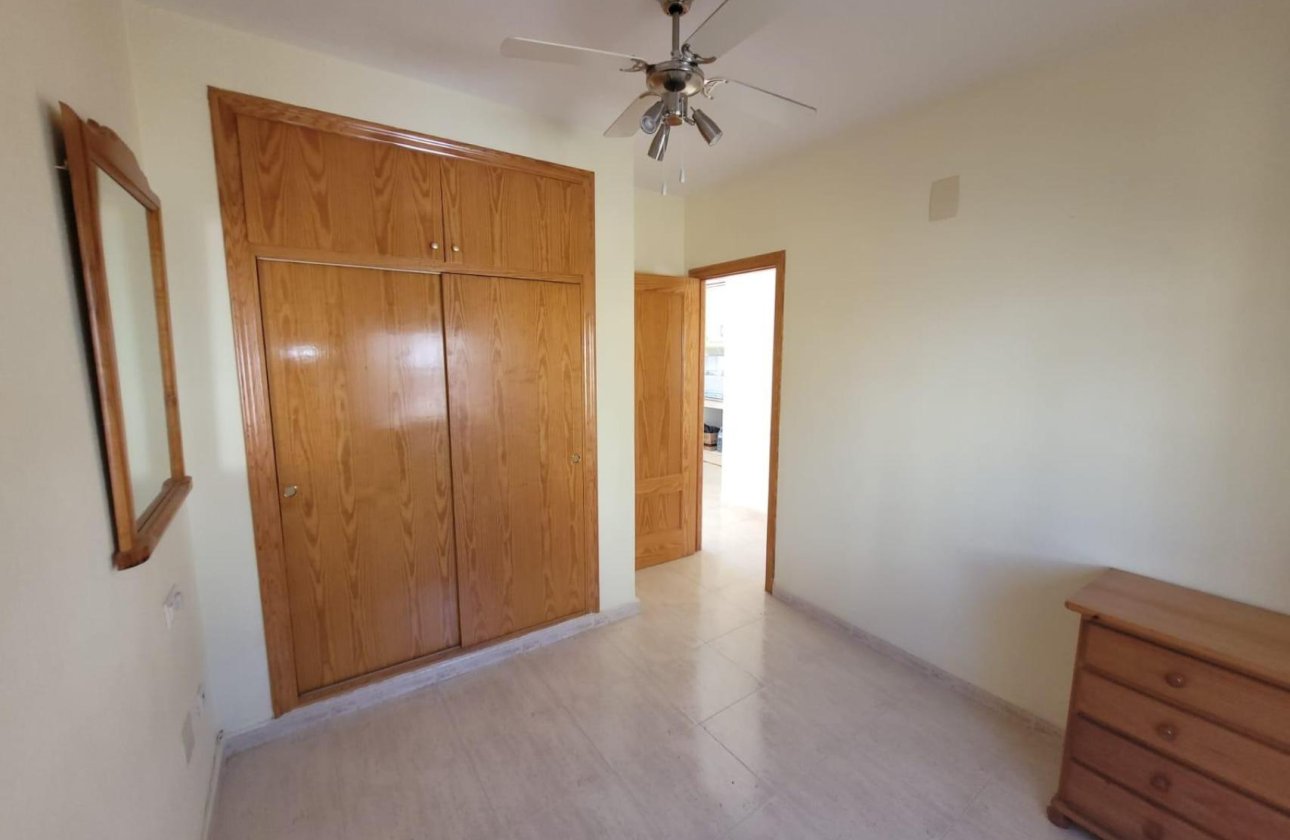 Revente - Bungalow -
San Miguel de Salinas - Inland