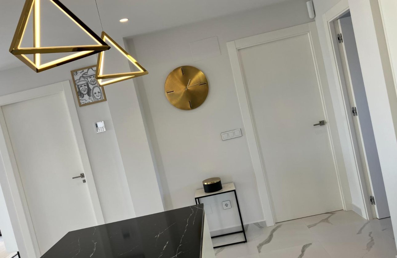 Revente - Bungalow -
San Miguel de Salinas - Las Colinas