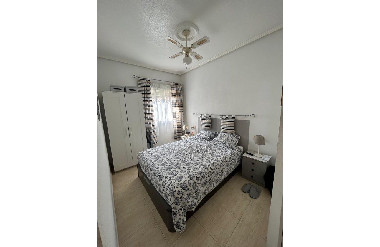 Revente - Bungalow -
Torrevieja - Aguas Nuevas