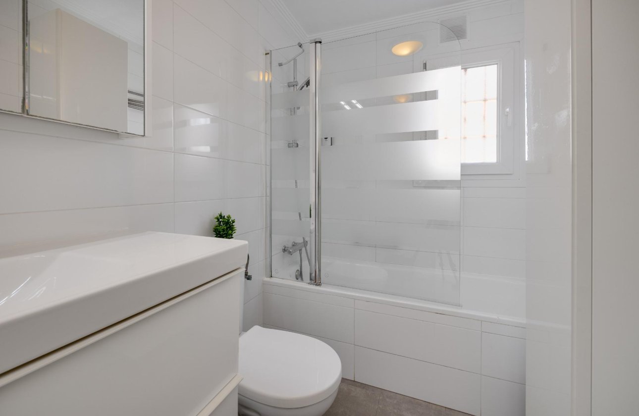 Revente - Bungalow -
Torrevieja - Aguas Nuevas