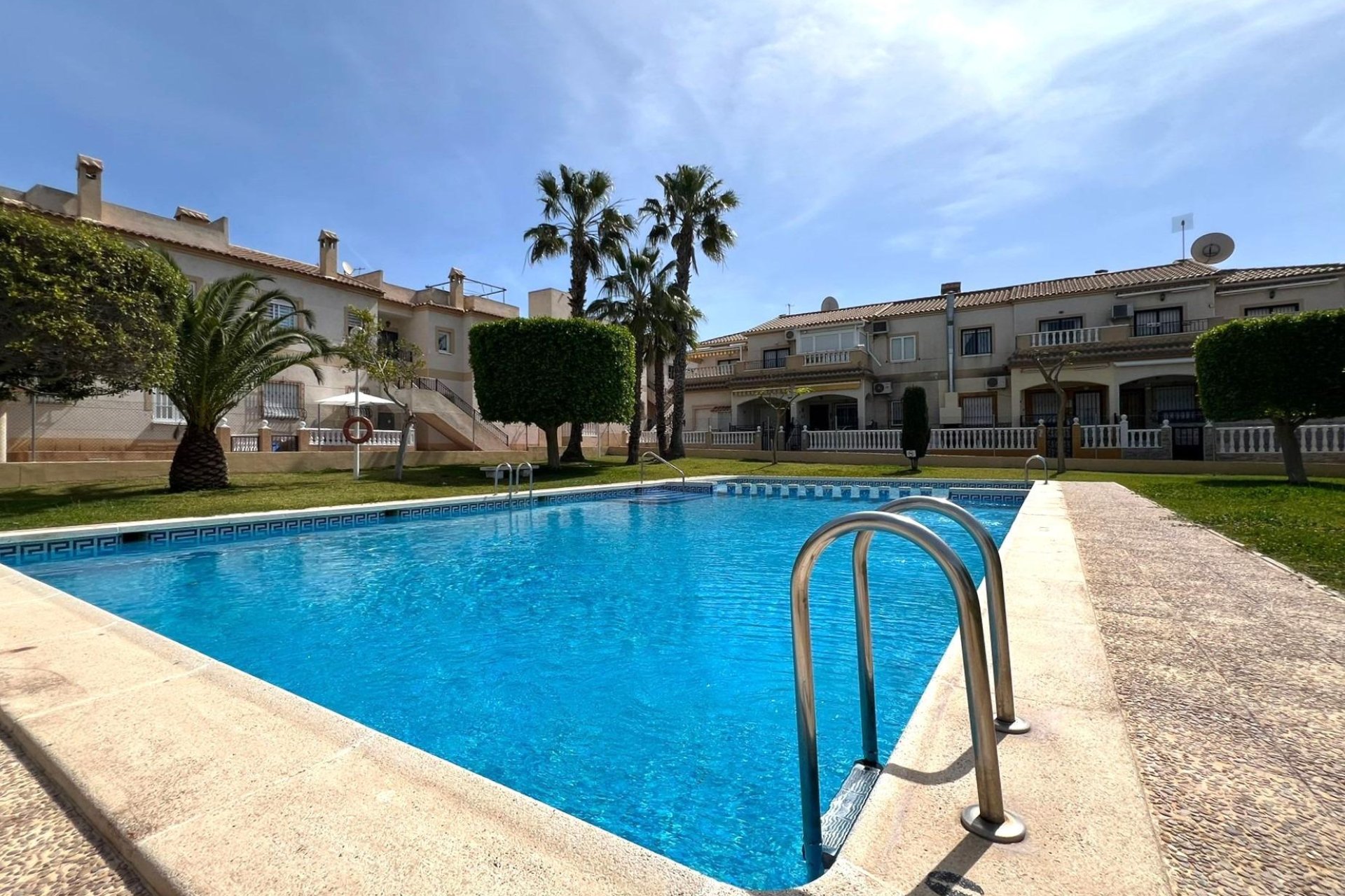 Revente - Bungalow -
Torrevieja - Aguas Nuevas