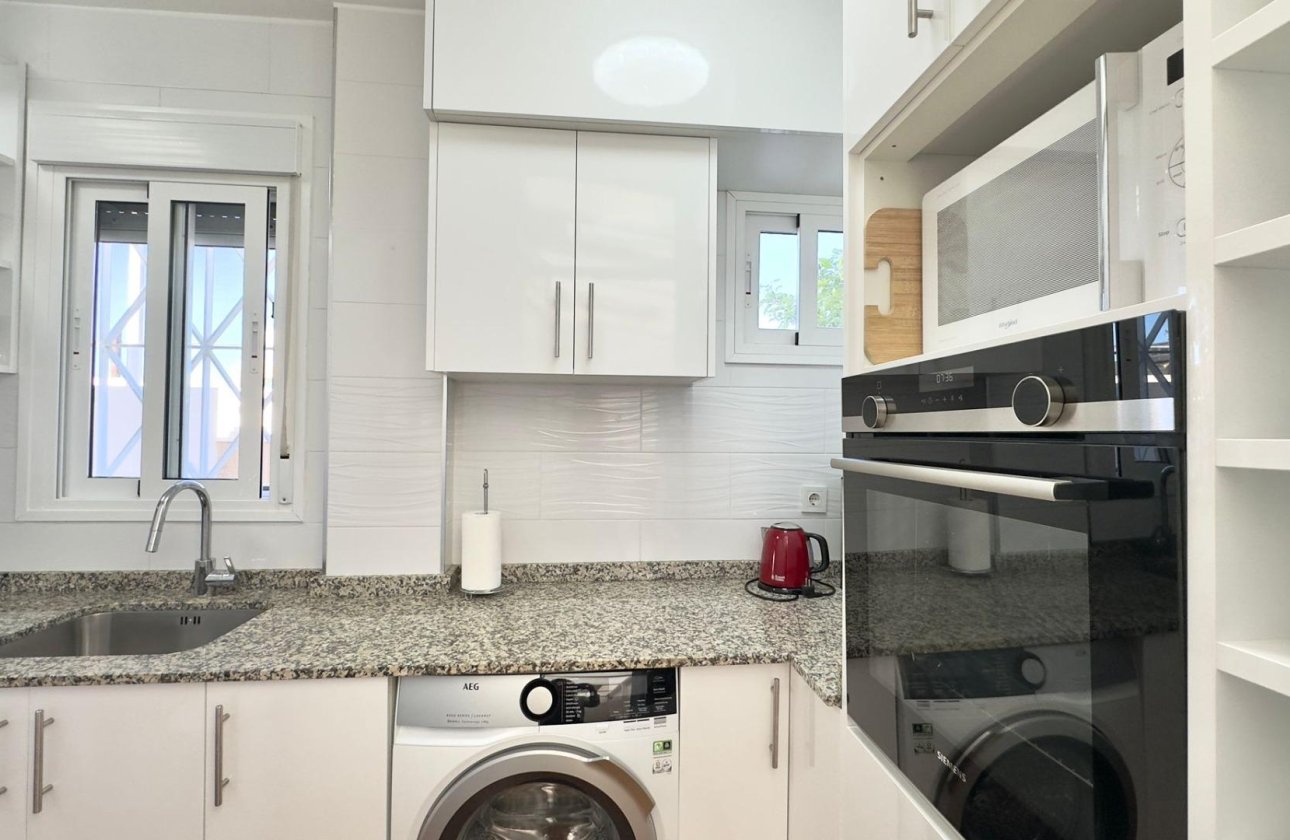 Revente - Bungalow -
Torrevieja - Centro