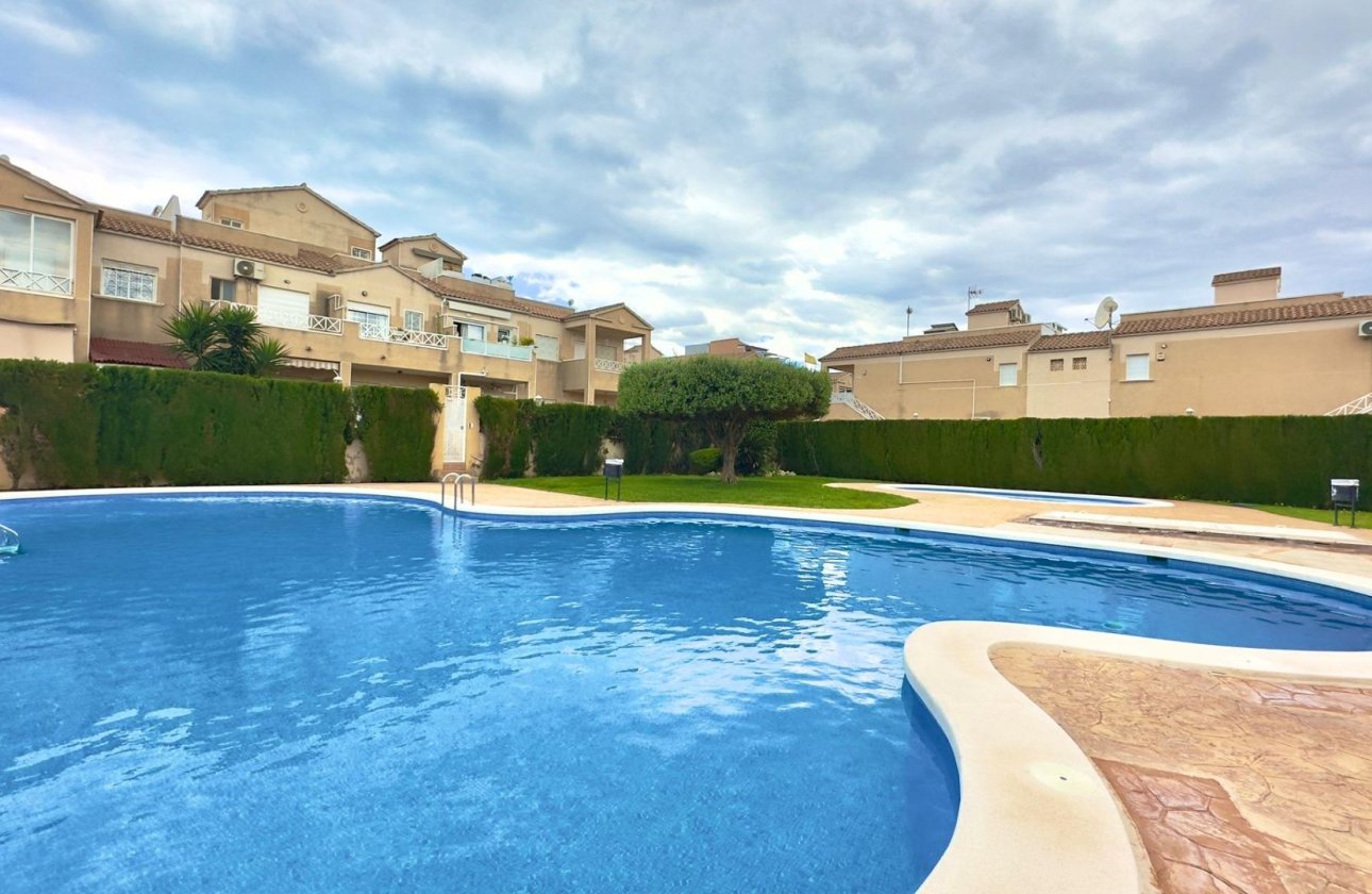 Revente - Bungalow -
Torrevieja - Centro