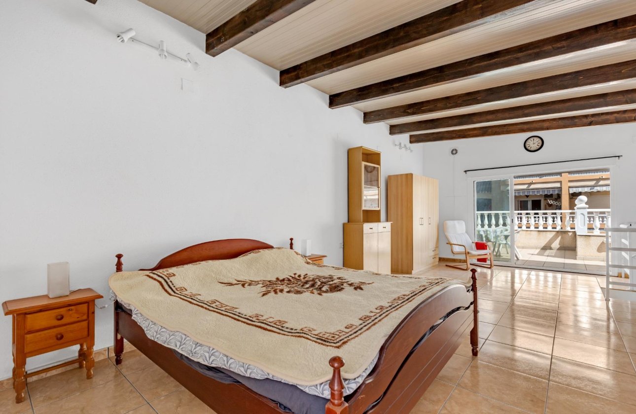 Revente - Bungalow -
Torrevieja - Centro