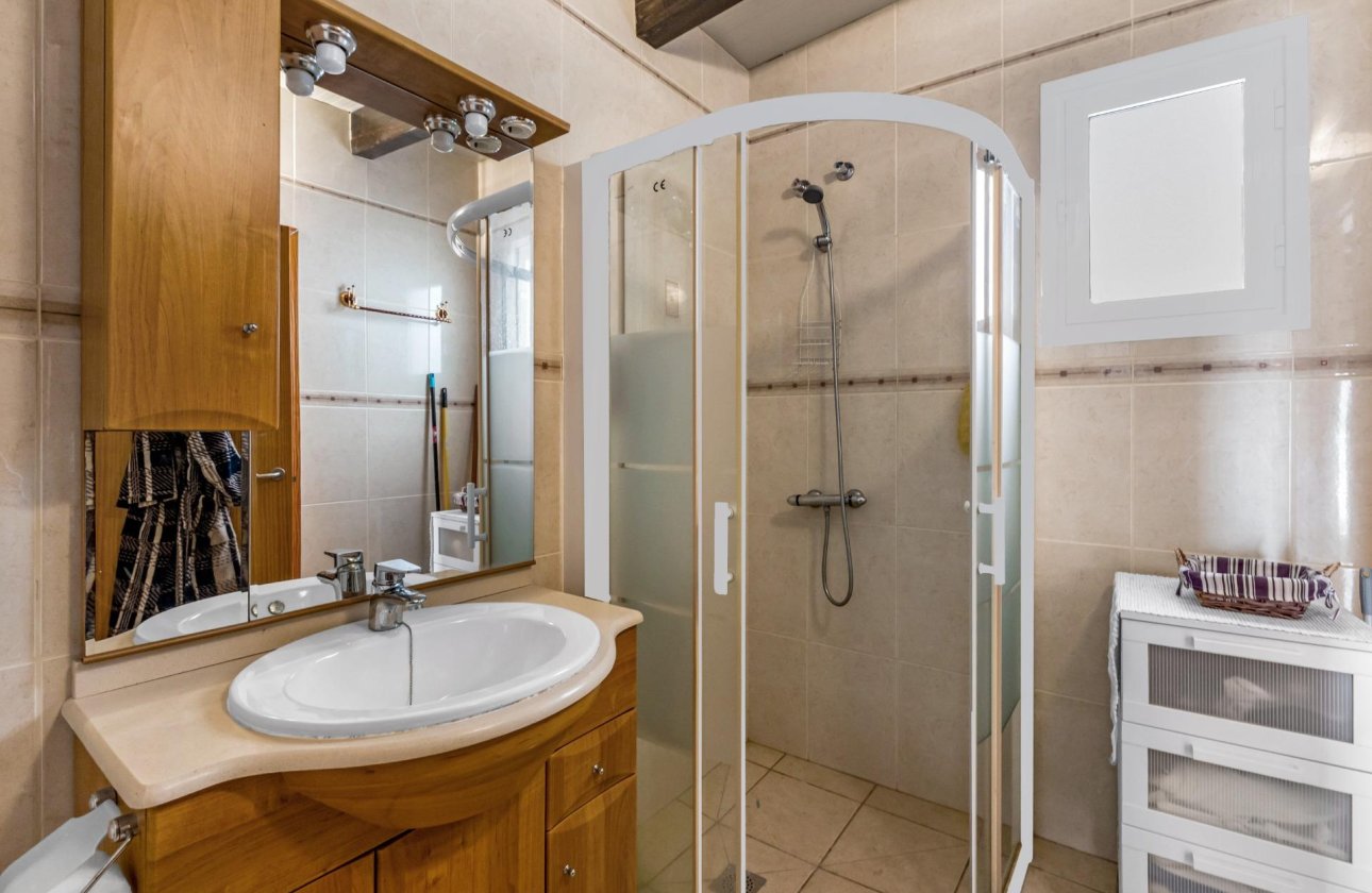 Revente - Bungalow -
Torrevieja - Centro