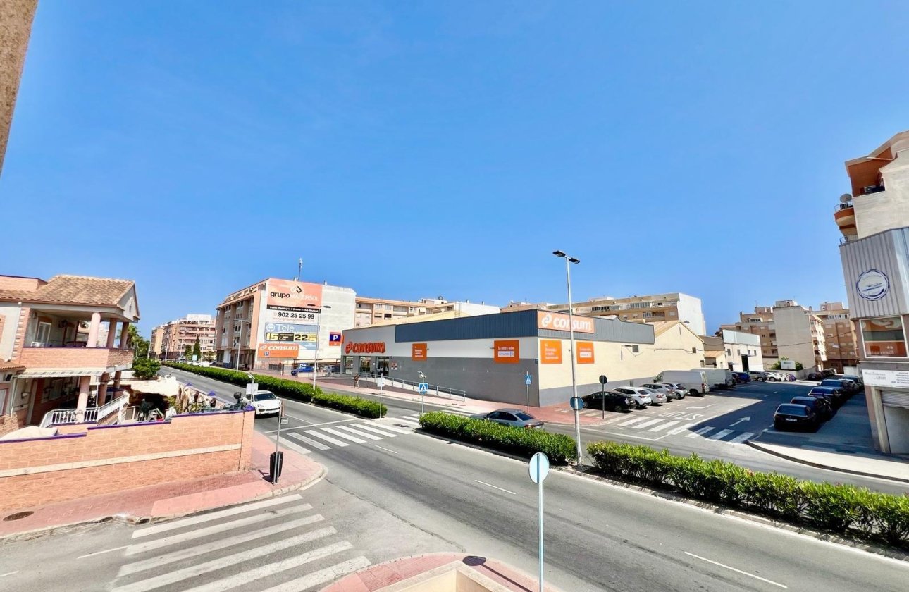 Revente - Bungalow -
Torrevieja - Centro
