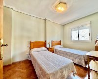 Revente - Bungalow -
Torrevieja - Centro
