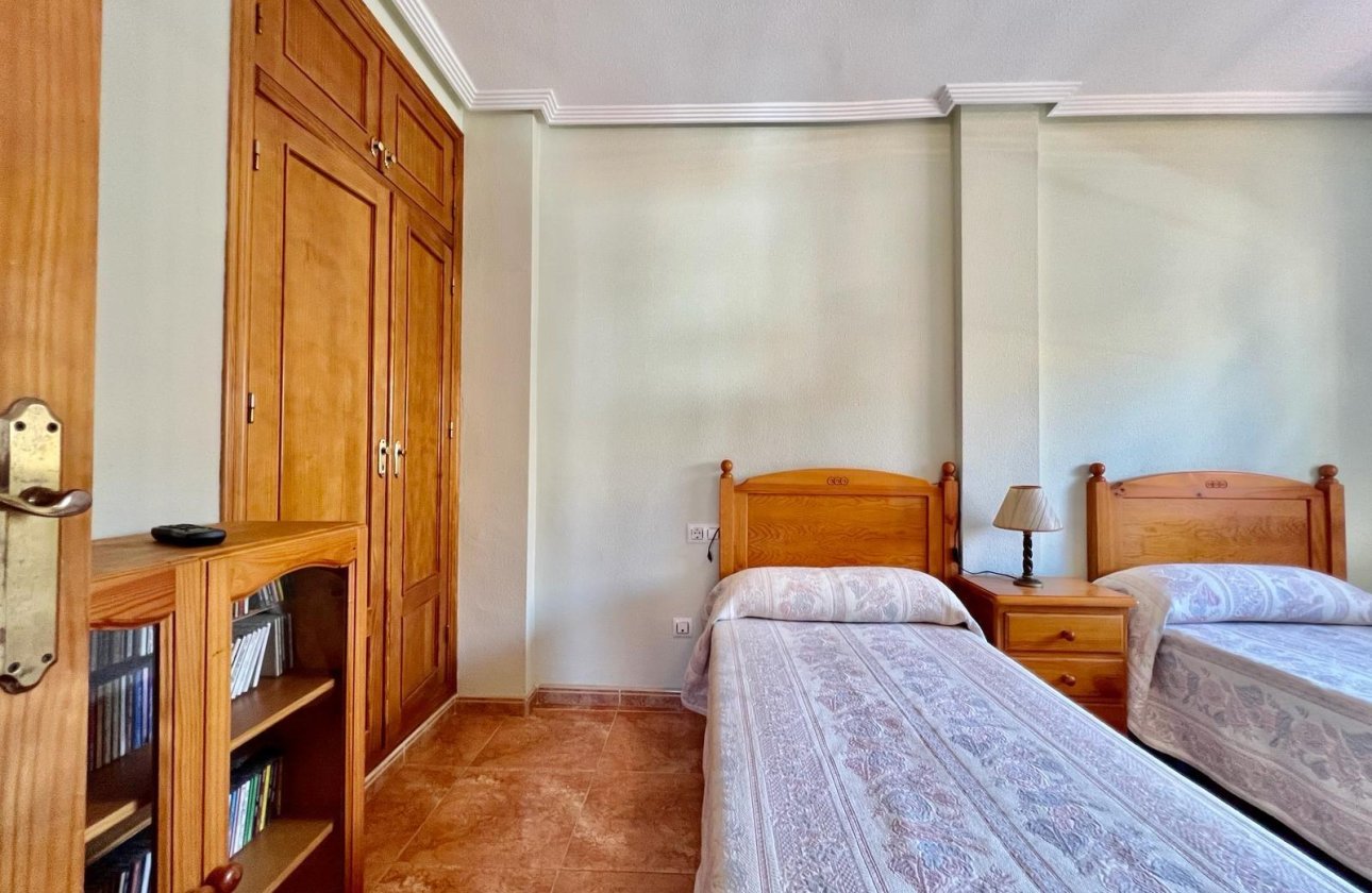 Revente - Bungalow -
Torrevieja - Centro