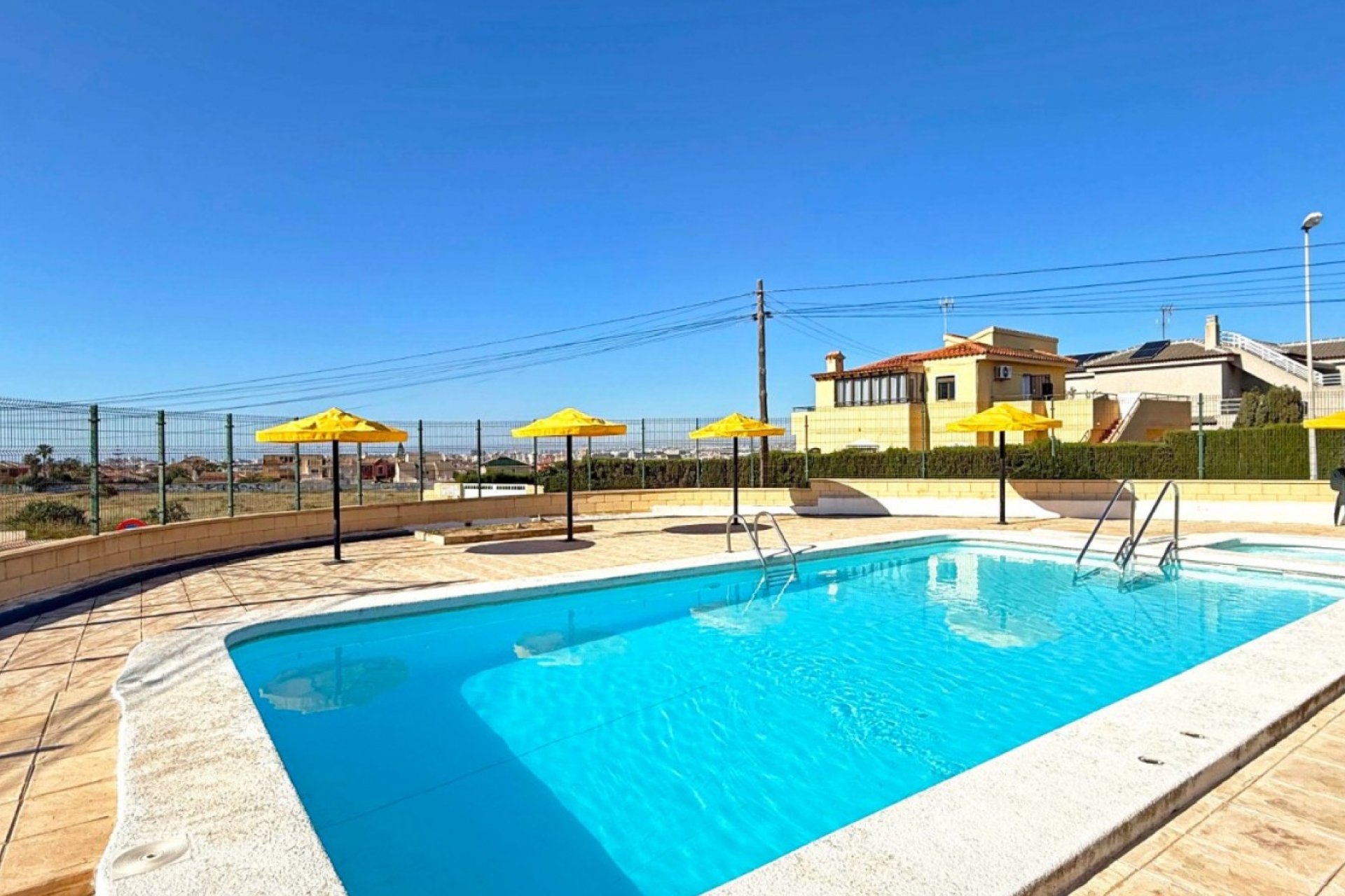 Revente - Bungalow -
Torrevieja - Costa Blanca
