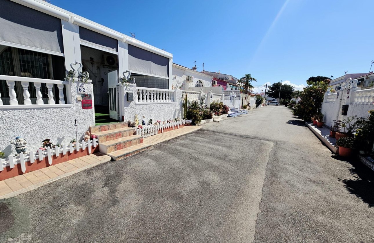 Revente - Bungalow -
Torrevieja - La Siesta - El Salado - Torreta