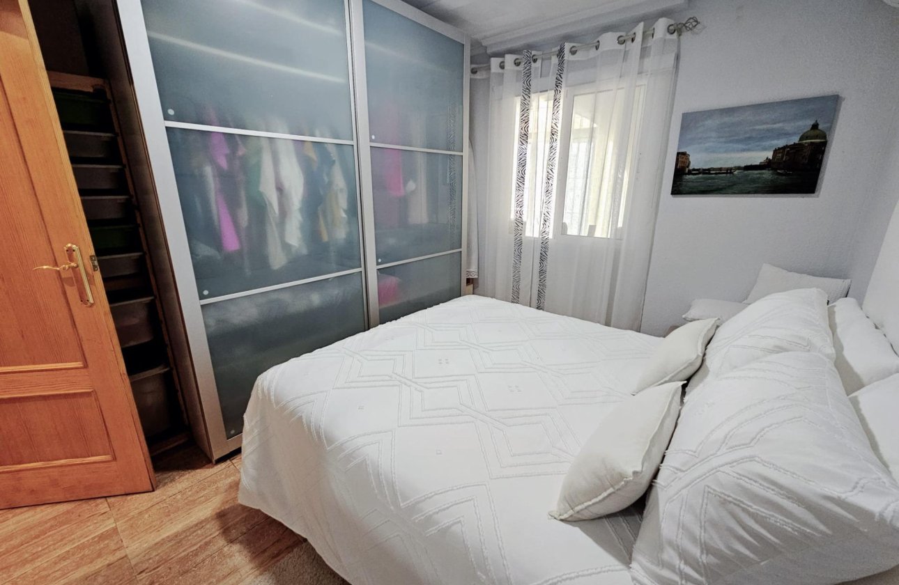 Revente - Bungalow -
Torrevieja - La Siesta - El Salado - Torreta