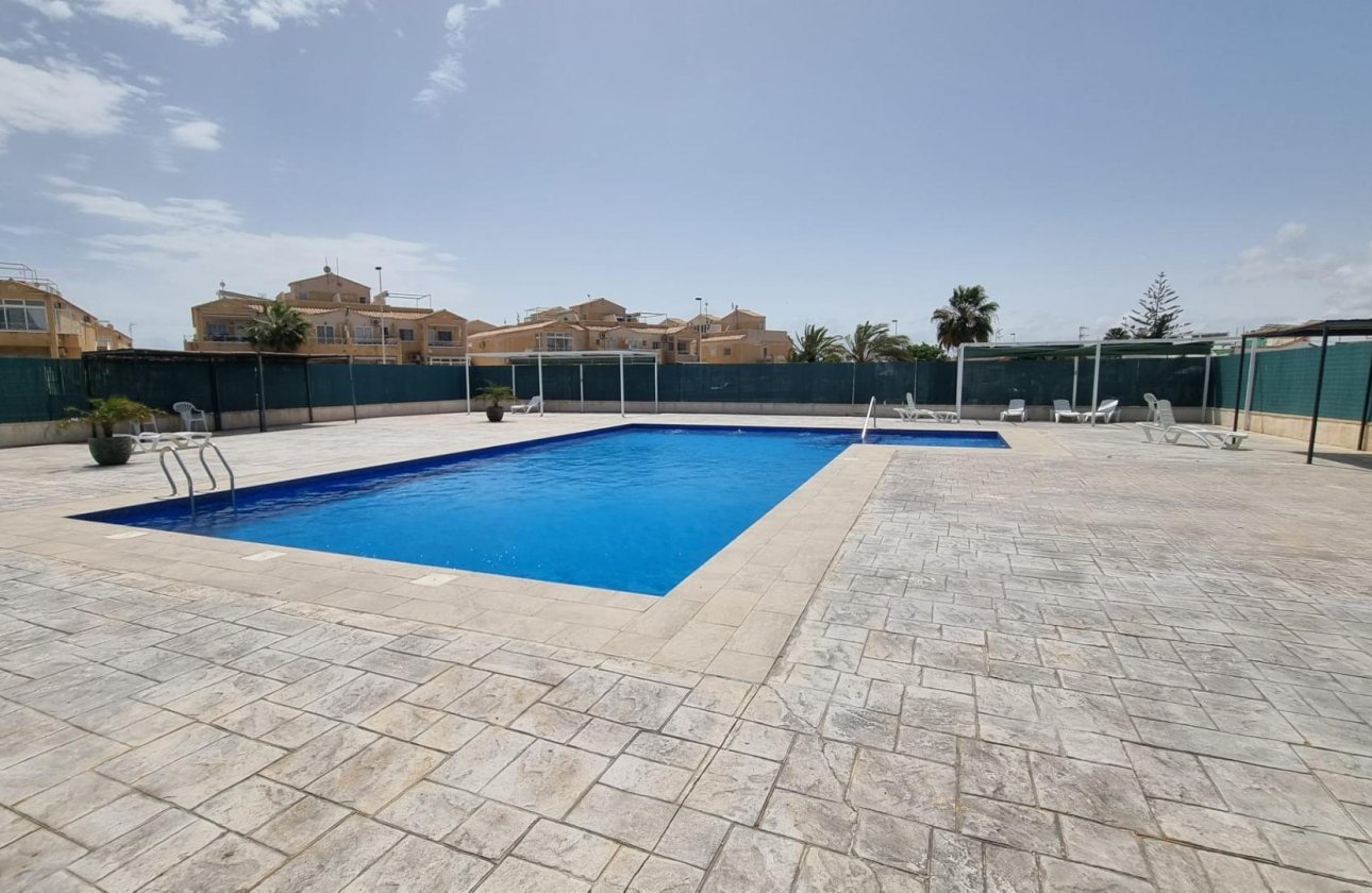 Revente - Bungalow -
Torrevieja - La Siesta - El Salado - Torreta
