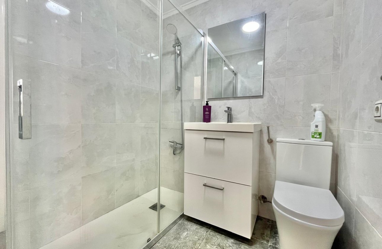 Revente - Bungalow -
Torrevieja - La Siesta - El Salado - Torreta