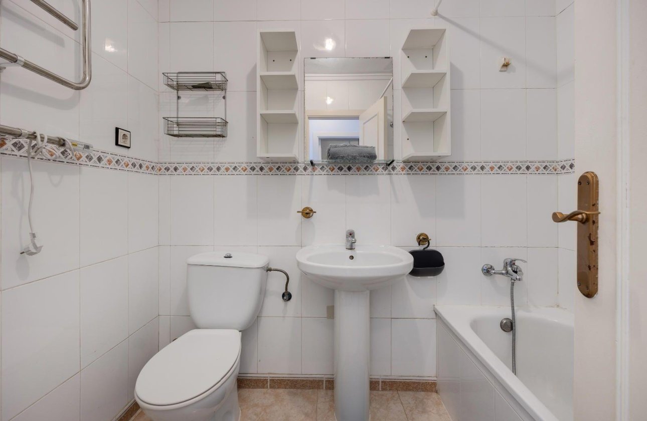 Revente - Bungalow -
Torrevieja - La Siesta - El Salado - Torreta