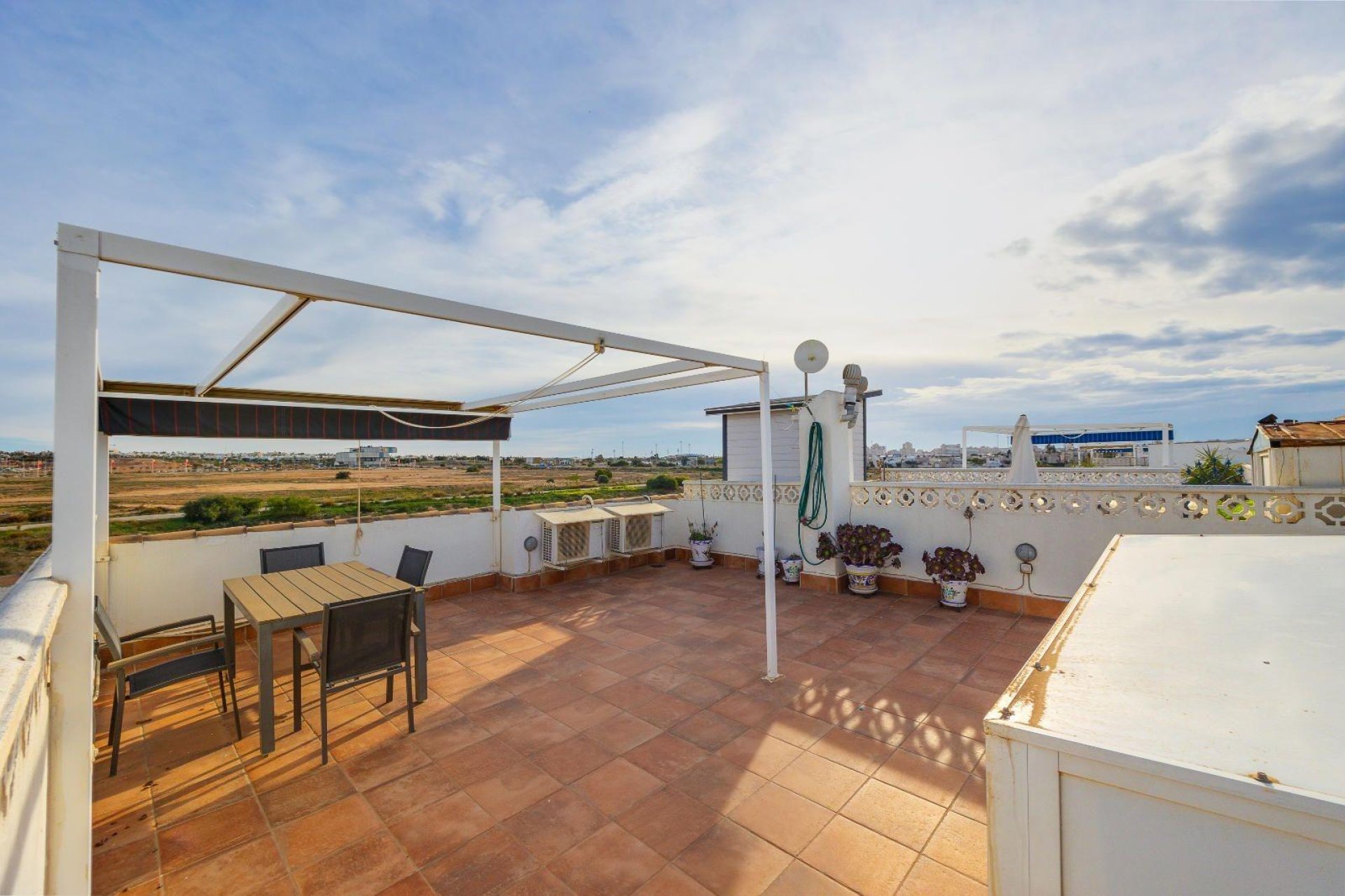 Revente - Bungalow -
Torrevieja - La Siesta - El Salado - Torreta