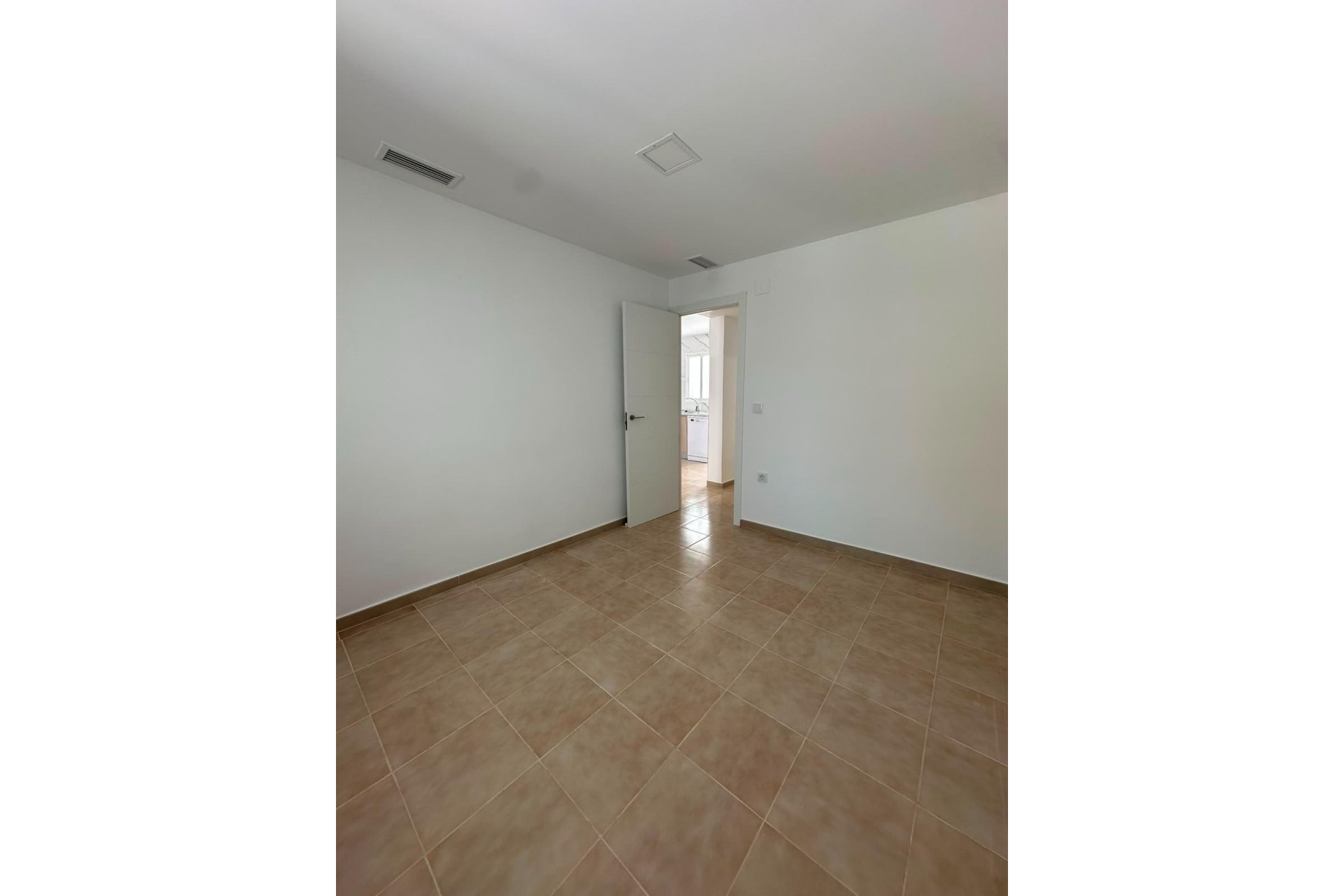Revente - Bungalow -
Torrevieja - La Siesta - El Salado - Torreta