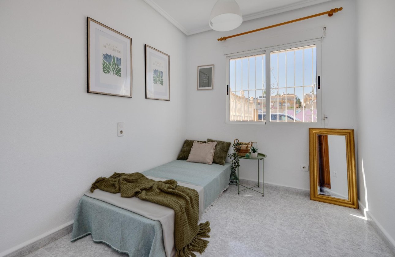 Revente - Bungalow -
Torrevieja - Los Frutales