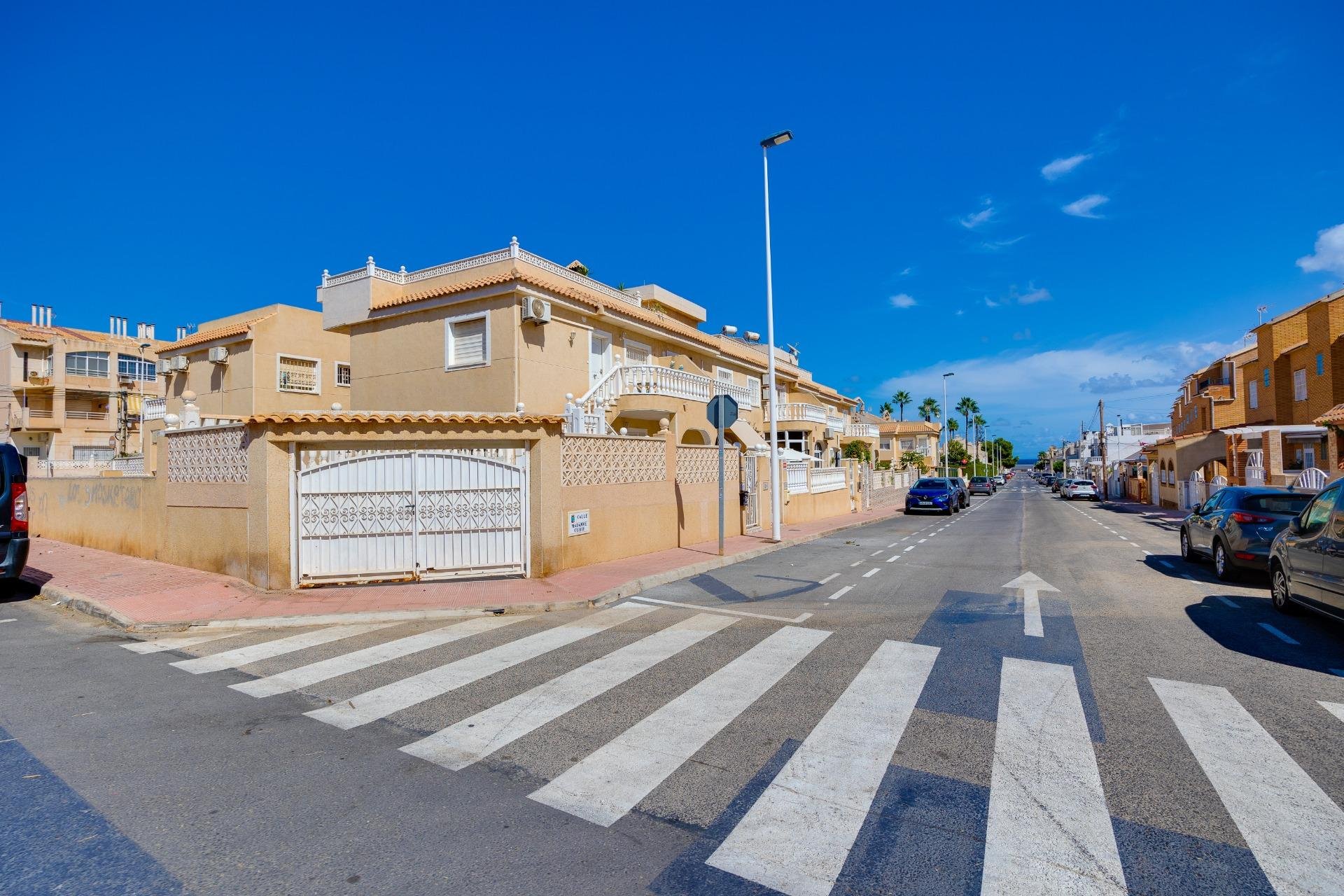 Revente - Bungalow -
Torrevieja - Los Frutales