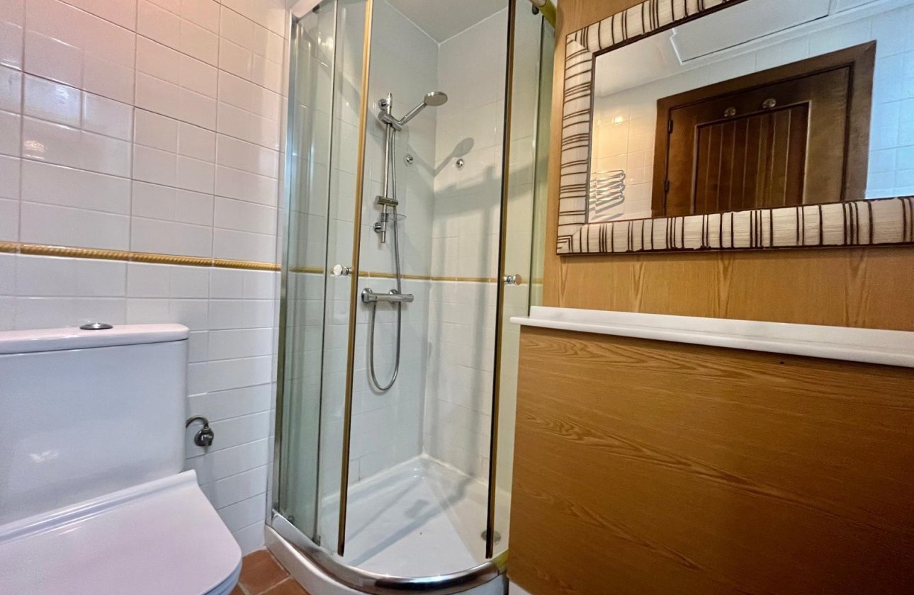 Revente - Bungalow -
Torrevieja - Punta Prima