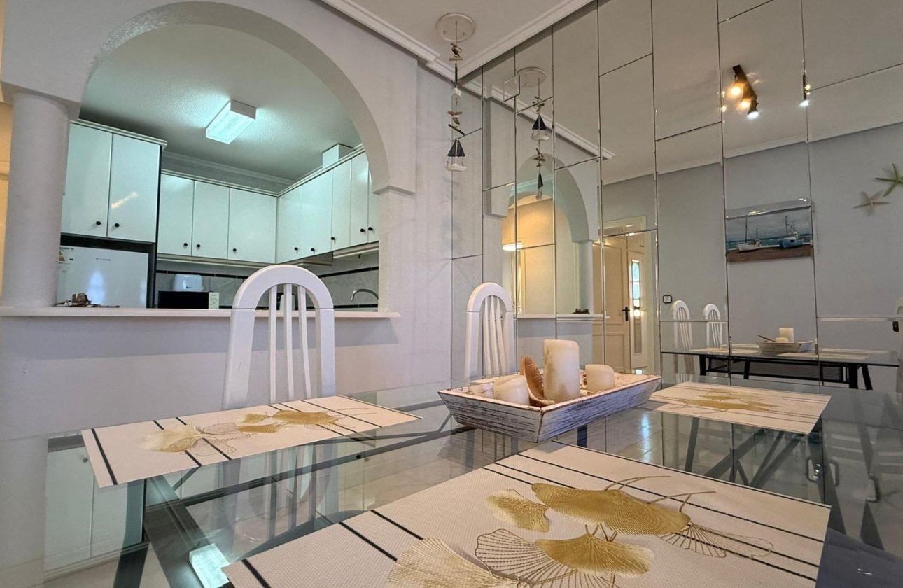 Revente - Bungalow -
Torrevieja - Punta Prima