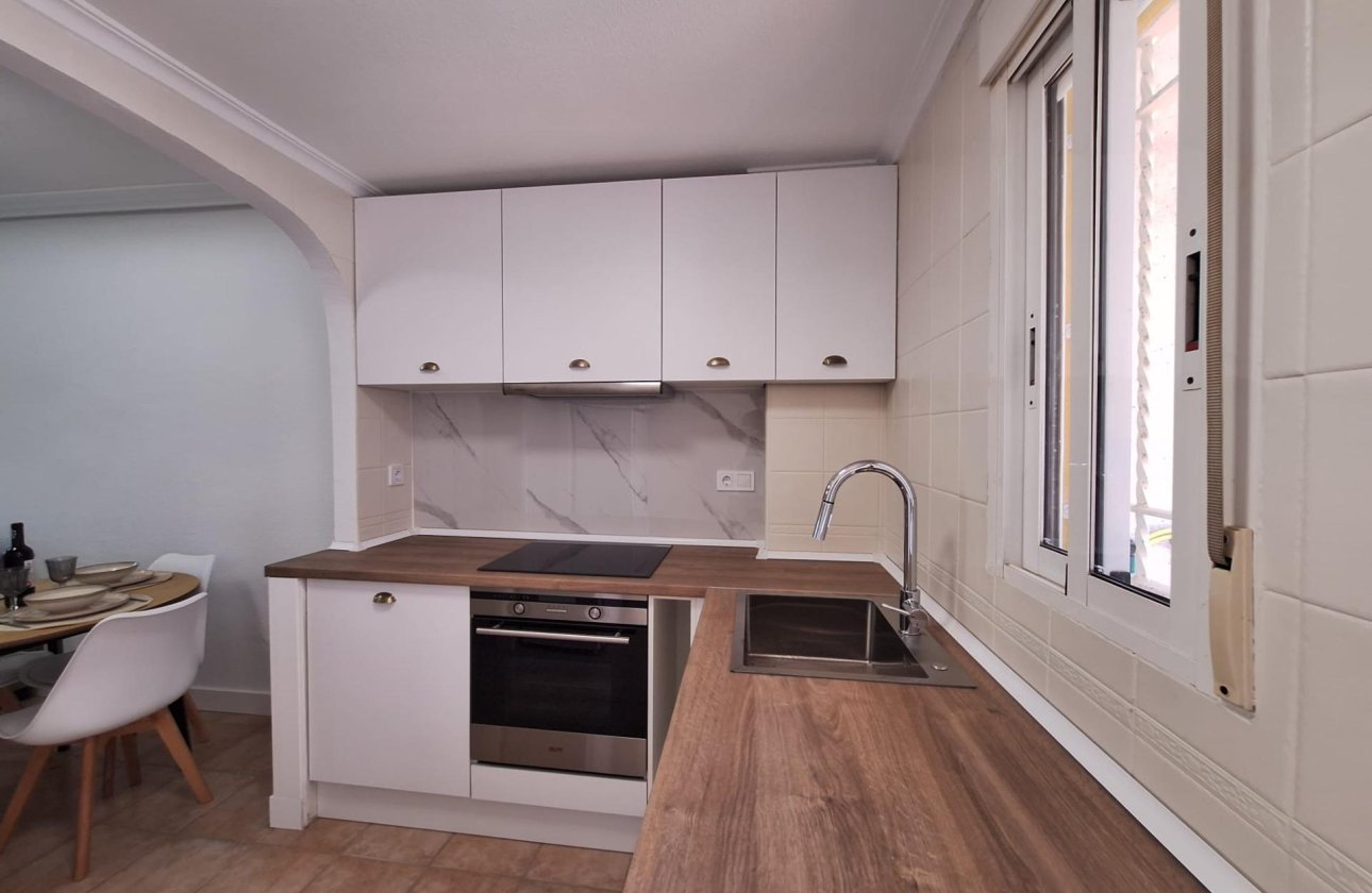 Revente - Bungalow -
Torrevieja - Sector 25