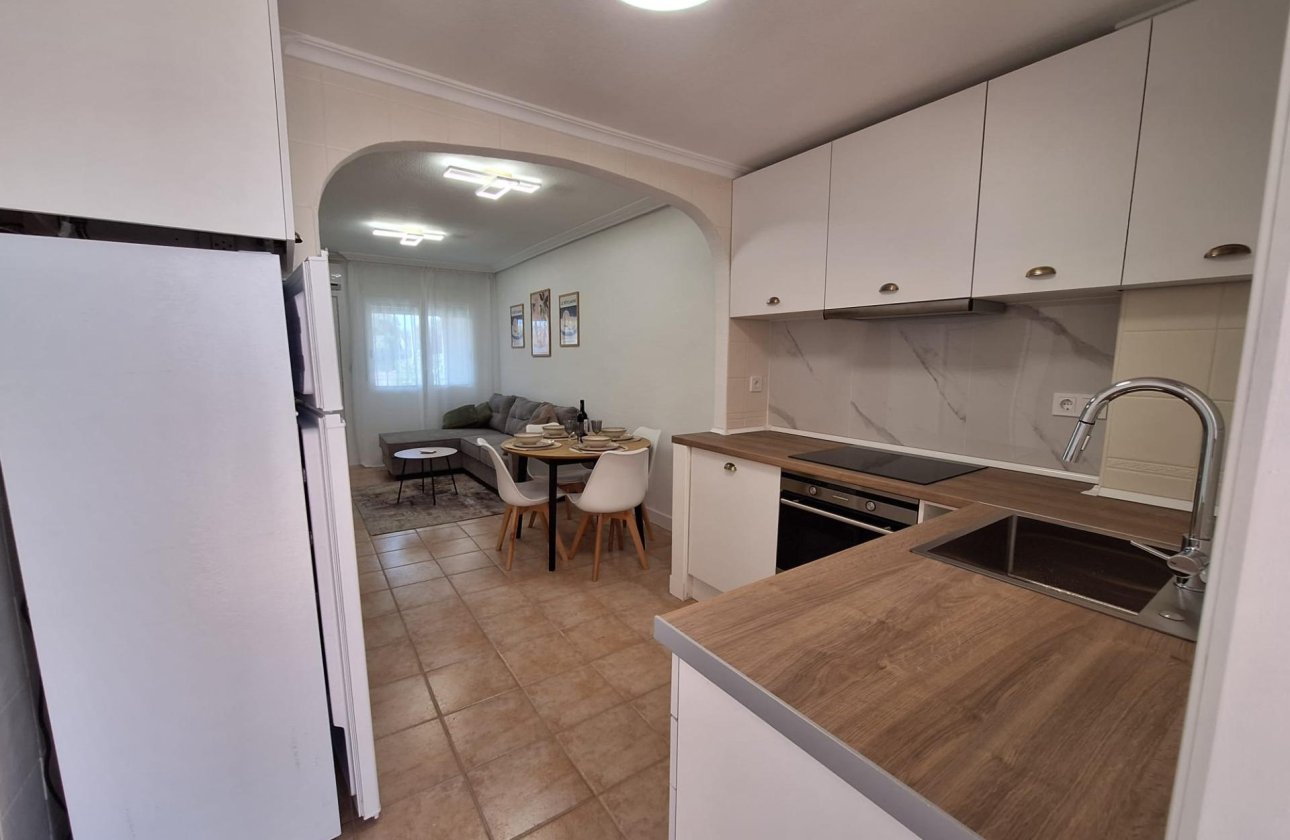 Revente - Bungalow -
Torrevieja - Sector 25