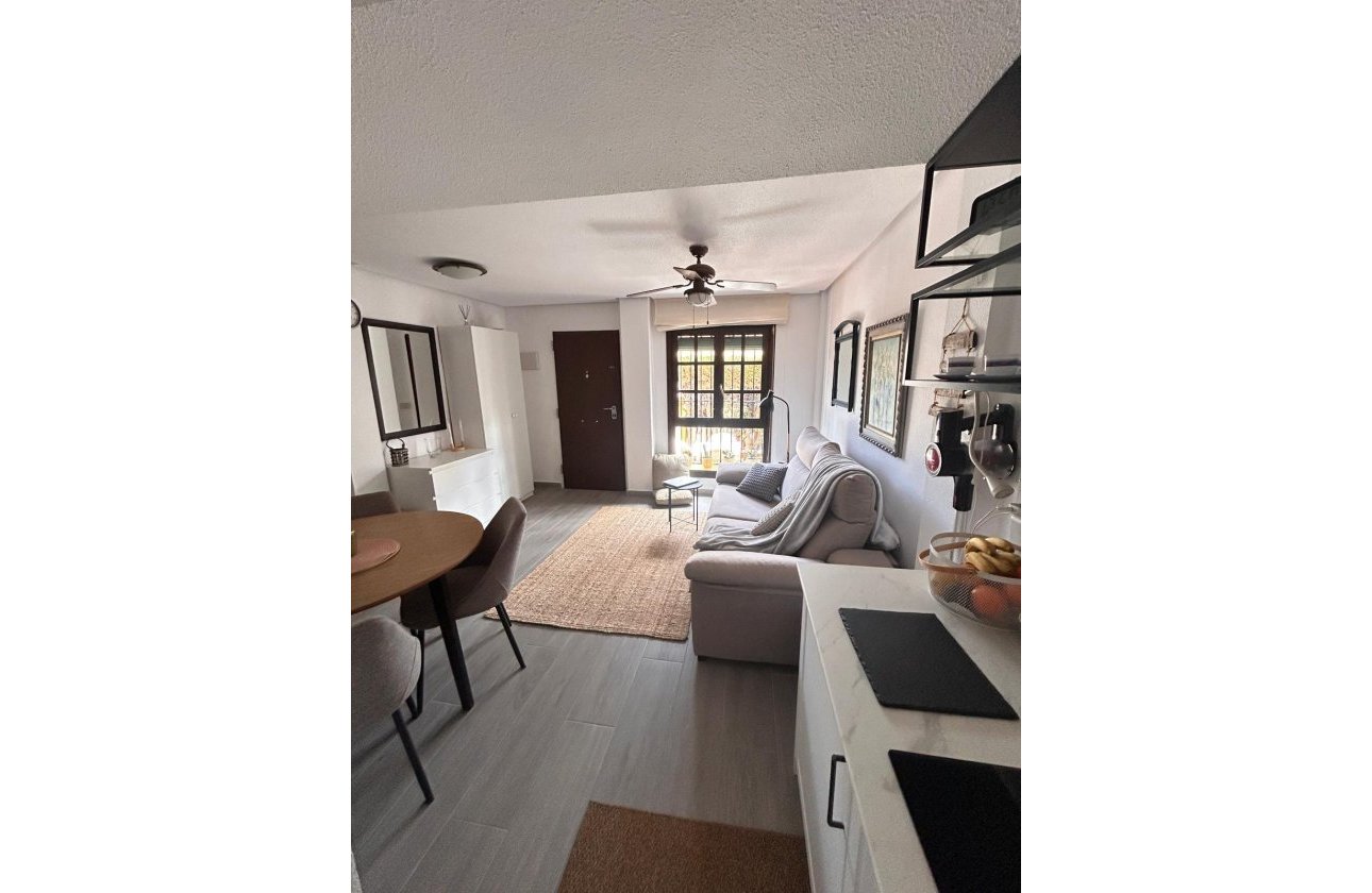Revente - Bungalow -
Torrevieja - Torre La Mata